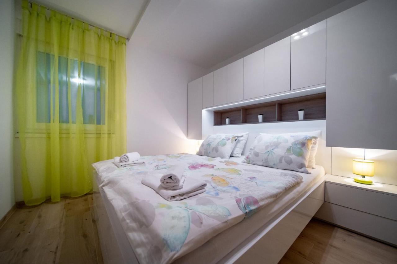 Apartments Arbis Lopar Εξωτερικό φωτογραφία