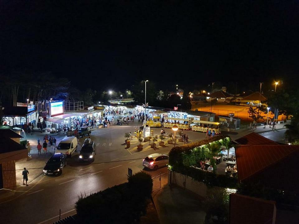 Apartments Arbis Lopar Εξωτερικό φωτογραφία
